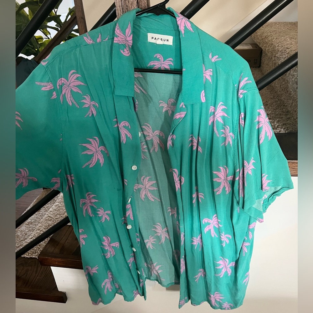 PAC sun men’s casual button down